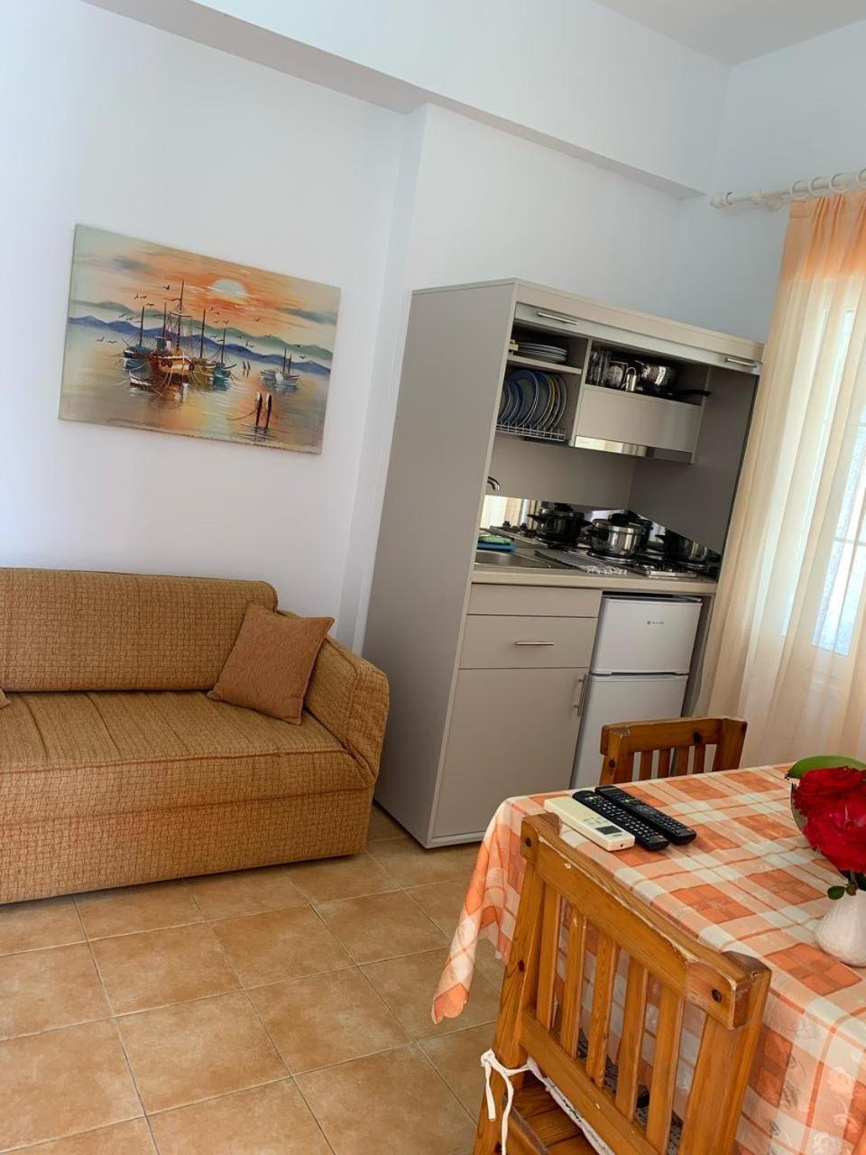 Isadora Apartment Almirida Екстериор снимка